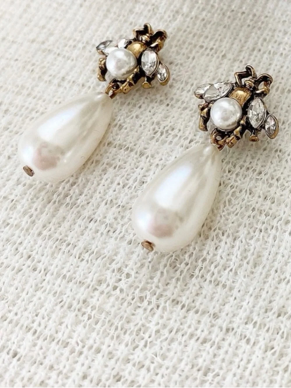 None elegant white
